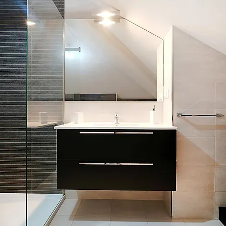 Galihost - Atico Con Piscina Y Vistas En